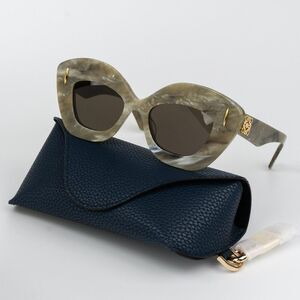 Loewe ANAGRAM Women Sunglasses Green Brown Cat Eye LW40127I 60E NEW AUTHENTIC